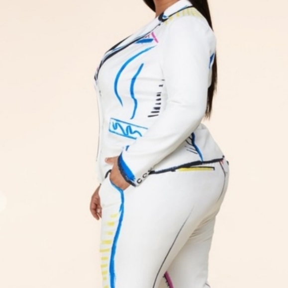 2D Blazer Pant Set - Picture 3 of 6